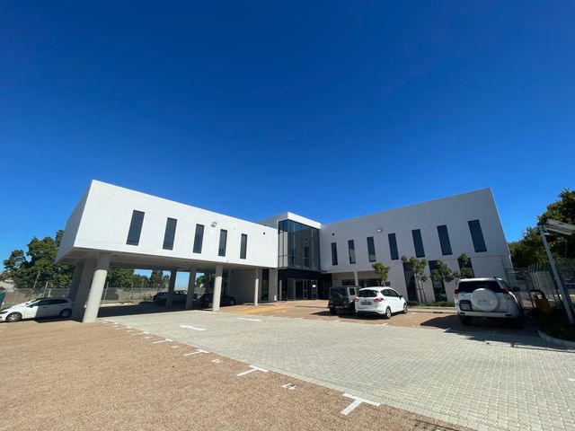 144m² Office To Let in Durbanville Central
