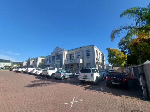 234m² Office To Let in Durbanville Central