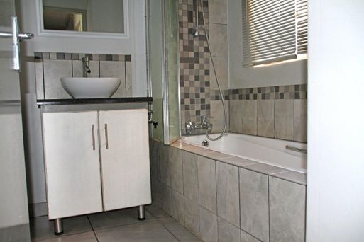 2 Bedroom House For Sale in Die Bult