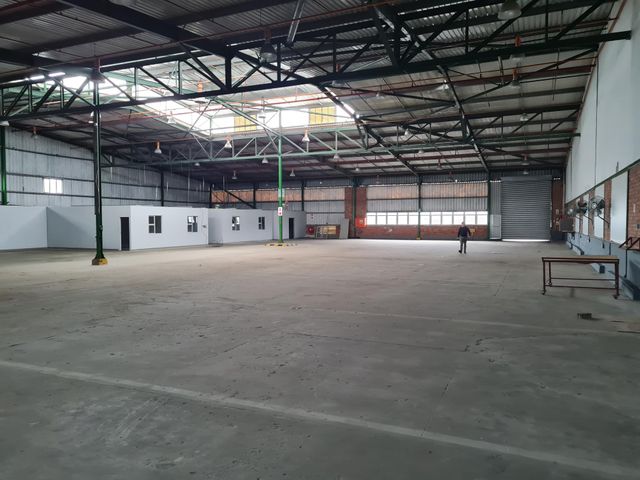 1,626m² Factory To Let in Prospecton Industrial