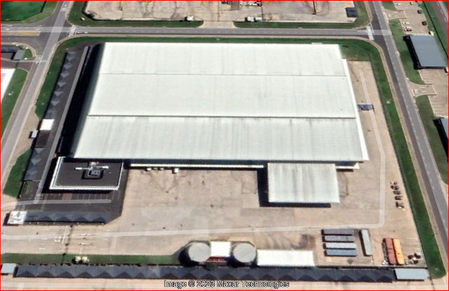 13,500m² Warehouse To Let in La Mercy
