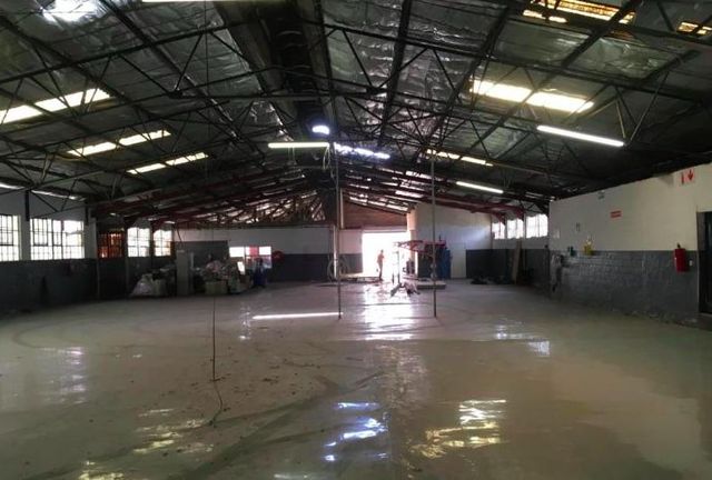 1,200m² Warehouse For Sale in Pinetown Central