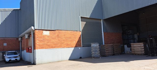 10,500m² Warehouse For Sale in Westmead