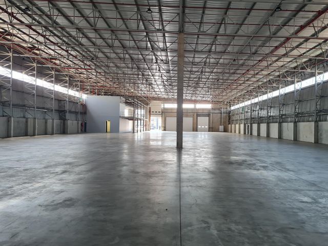AAA Grade 3166 sqm Warehouse to Let in Mobeni