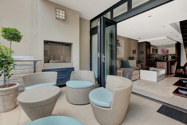 2 Bedroom Apartment To Let in Melrose Arch