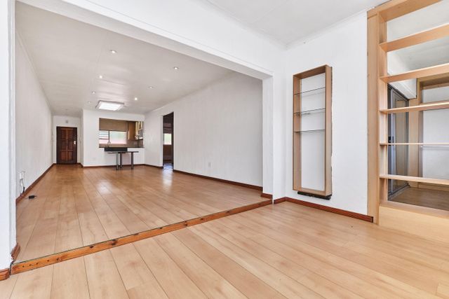 2 bedroom apartment in Hyde Park