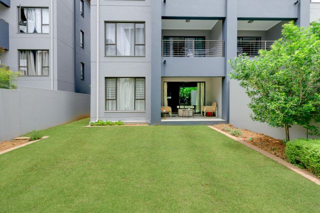 2 Bedroom Townhouse For Sale in Lonehill