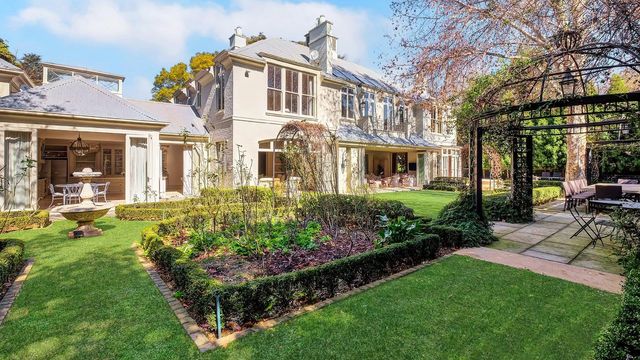 A truly special French Provencal residence positioned with an exclusive address in Hyde Park.