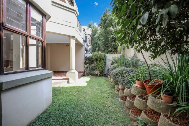 2 Bedroom Apartment To Let in Bryanston