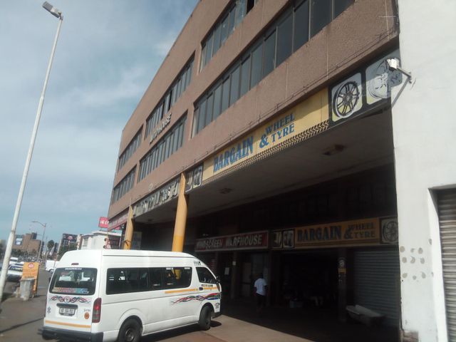 4,485m² Warehouse To Let in Greyville