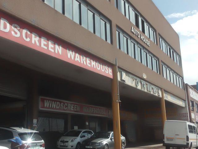 WAREHOUSE FOR SALE IN UMGENI ROAD