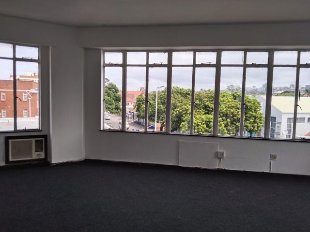 BEAUTIFUL OFFICE TO LET IN MORNINGSIDE