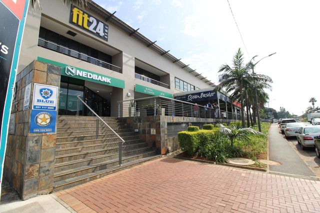 231m² Retail To Let in Durban North