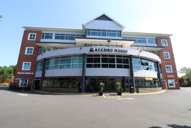 OFFICE TO LET - MT EDGECOMBE