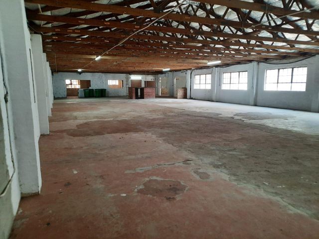 870m² Factory To Let in Briardene