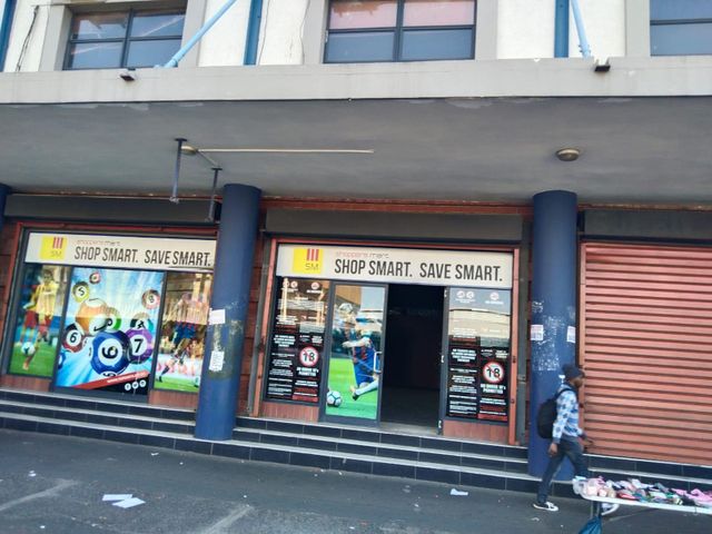 470m² Retail To Let in Greyville