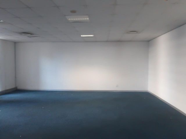 65m² Office To Let in Durban Central