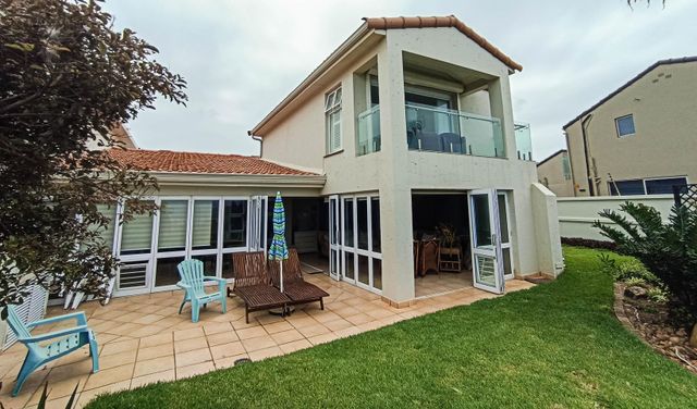 4 Bedroom Townhouse To Let in La Lucia