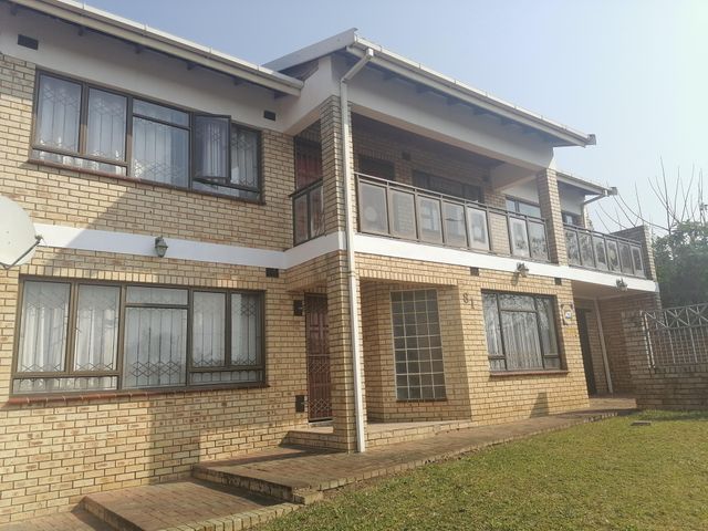 14 Bedroom House For Sale in Cato Manor