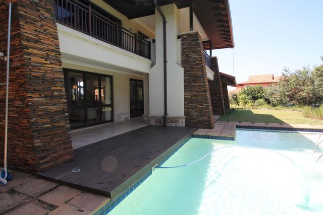 5 Bedroom House To Let in Zimbali Estate