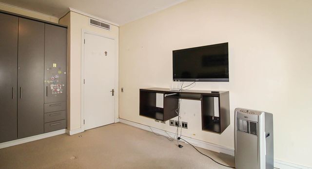 Semi-furnished Apartment in Umhlanga Ridge