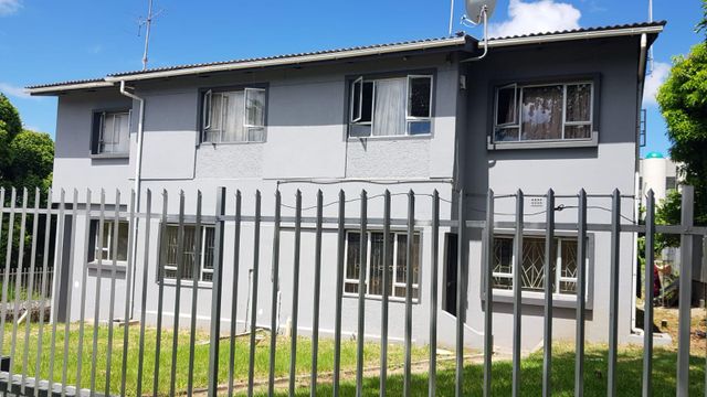 4 Bedroom House For Sale in Stanger Central