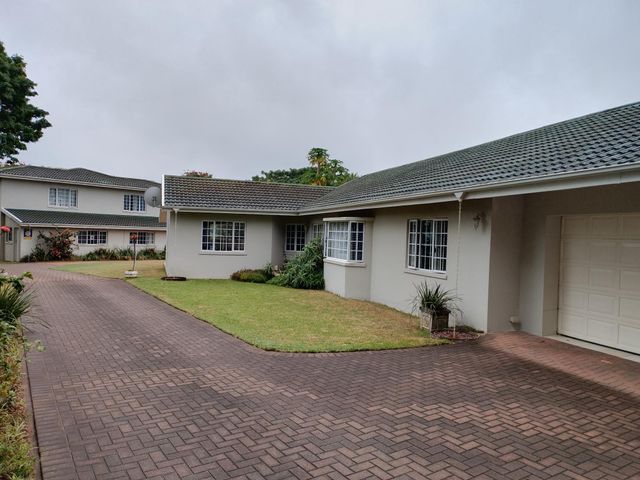 3 Bedroom House For Sale in Mount Edgecombe North