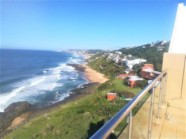 3 Bedroom Apartment For Sale in Sheffield Beach