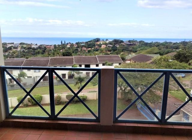 2 Bedroom Apartment For Sale in Ballito Central