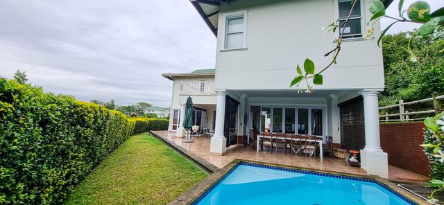 3 Bedroom Townhouse For Sale in Mount Edgecombe Country Club Estate