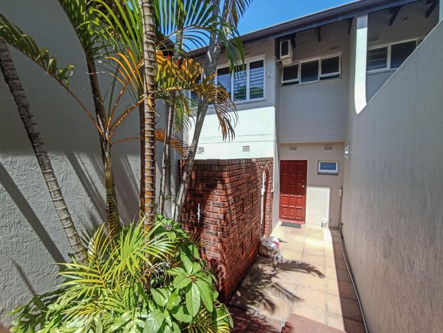 Triplex in the Heart of Umhlanga