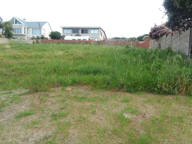 763m² Vacant Land For Sale in Reebok