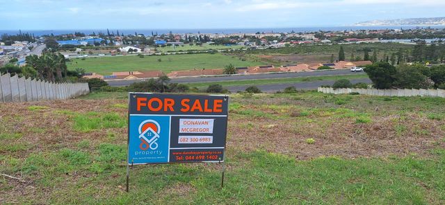 1,609m² Vacant Land For Sale in Hartenbos Heuwels