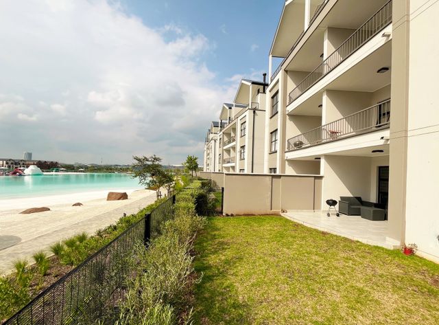 Stunning, FULLY FURNISHED 3 Bed 2 Bath ground-floor apartment located on the lagoon at Munyaka.