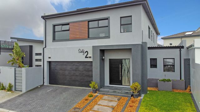 4 Bedroom House For Sale in Sagewood