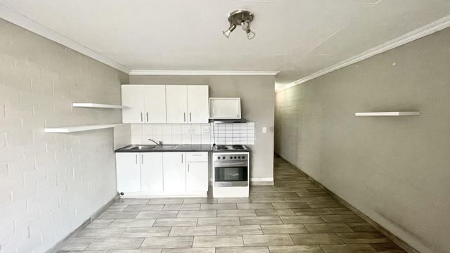1 Bedroom Apartment To Let in Wynberg
