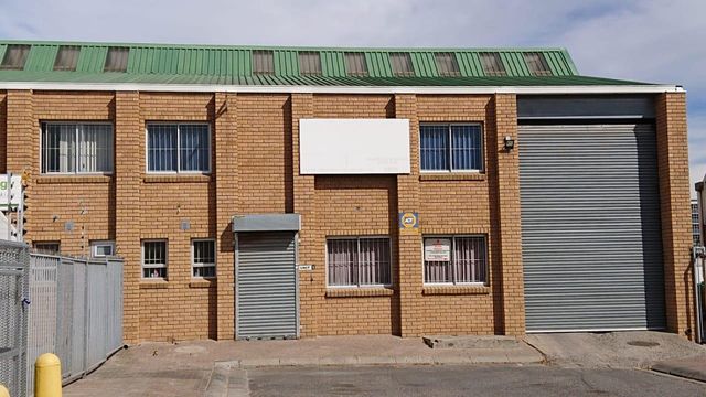 Warehouse To Let In Boulevard Park Bellville