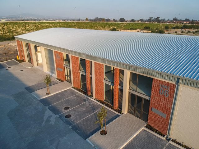 388m² Warehouse To Let in Bellville South Industria