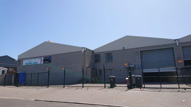 318m² Warehouse Rented in Beaconvale