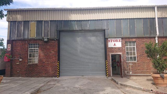 1,240m² Warehouse To Let in Parow Industrial