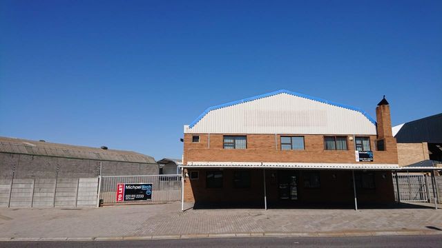 815 sqm Warehouse to Let in Stikland