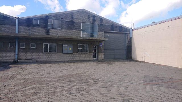 667m² Warehouse To Let in Beaconvale