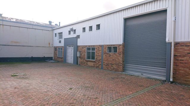 237m² Warehouse Rented in Beaconvale
