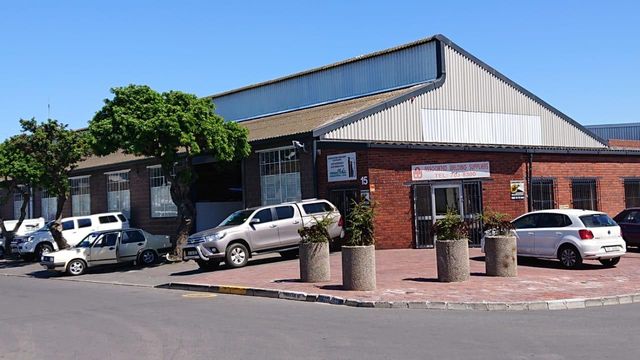 1,316m² Warehouse Rented in Beaconvale