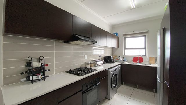 2 Bedroom Apartment For Sale in Greenstone Hill