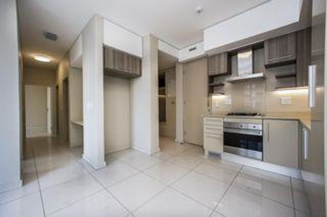 2 Bedroom Penthouse To Let in Rosebank