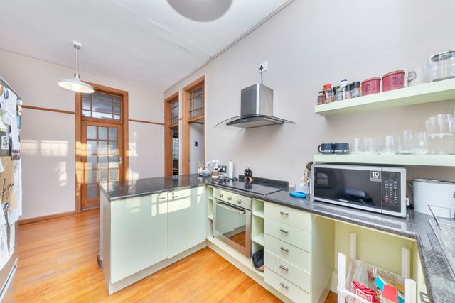 2 Bedroom Apartment For Sale in Gardens