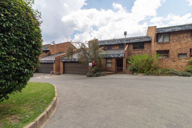 THREE BEDROOM HOME FOR SALE IN BEDFORDVIEW IN SOUGHT AFTER COMPLEX