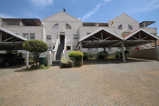 2 Bedroom Sectional Title For Sale in Morning Hill