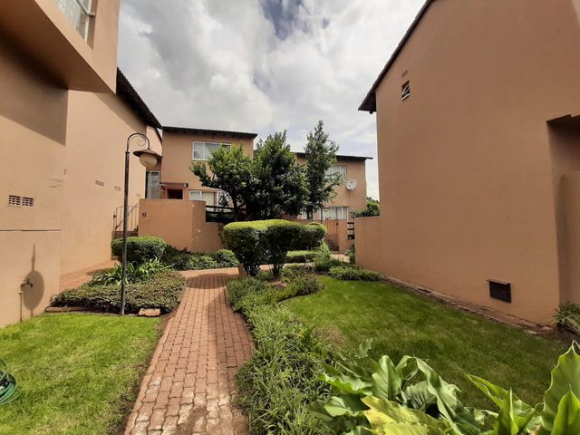 3 Bedroom Townhouse Sold in Sunnyrock